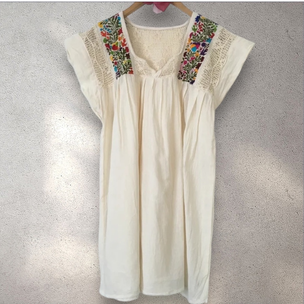 Pure Love off white cotton gauze embroidered crocheted from Mexico blouse XXL